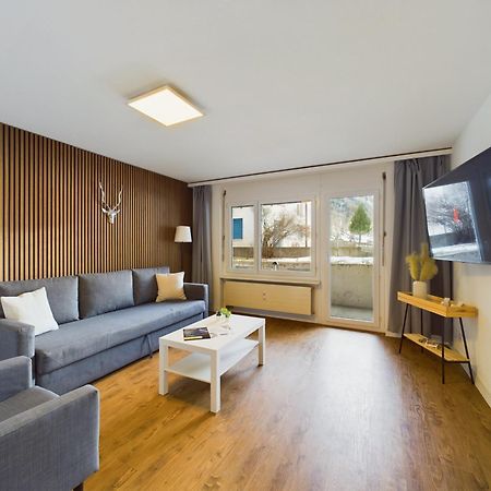 Alpine Retreat 4 Person Apartment Near Zermatt With Parking! Tasch Ngoại thất bức ảnh